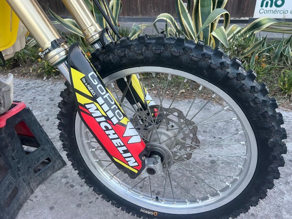 Vendo Suzuki rmz 250 2014