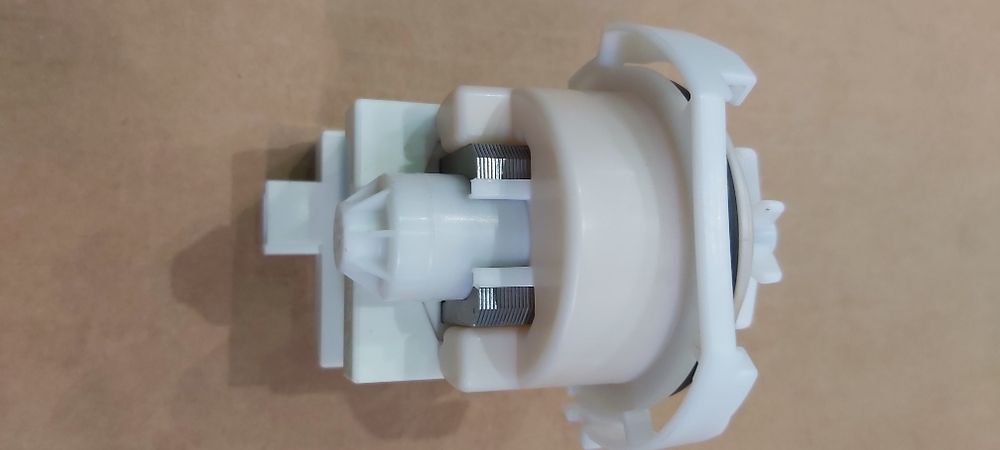 Bomba água maq. Loiça