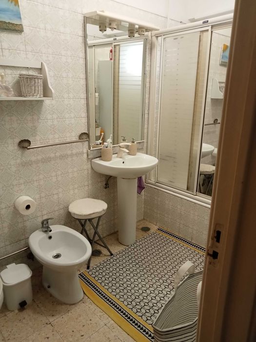 Quarto para arrendar em benfica