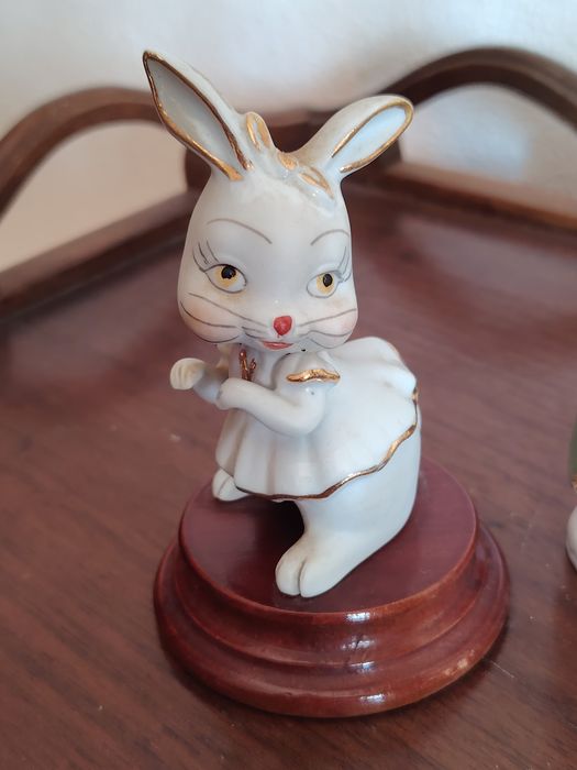 3 Bibelôs em Porcelana Fina