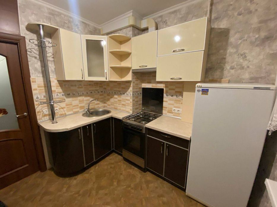 Оренда 1-кімнатної квартири на Академіка Корольова, поруч із «Чорною Таврією».