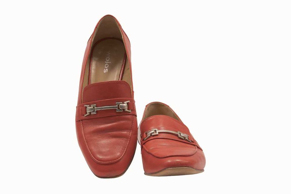 Damskie czerwone pantofle rozmiar 37 Wojas