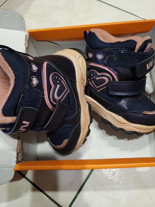 Продам дитячі зимні чоботи WeeStep б/у