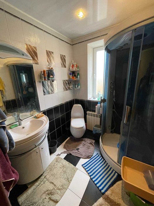 Продаётся шикарный 2х этажный дом в Центральном районе города!