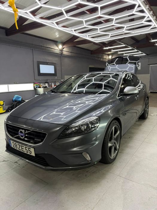 Volvo V40 D2 R Design