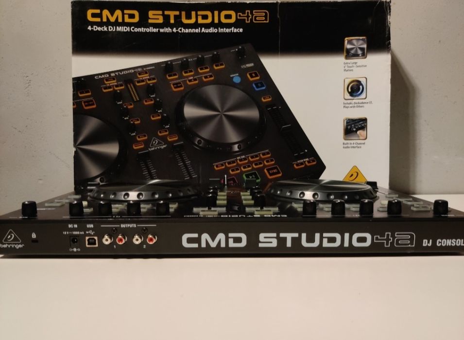 Konsola DJ Behringer CMD STUDIO 4A