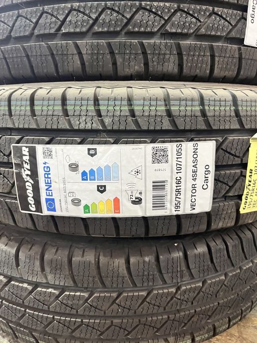 Pneus goodyear 195/75R16c