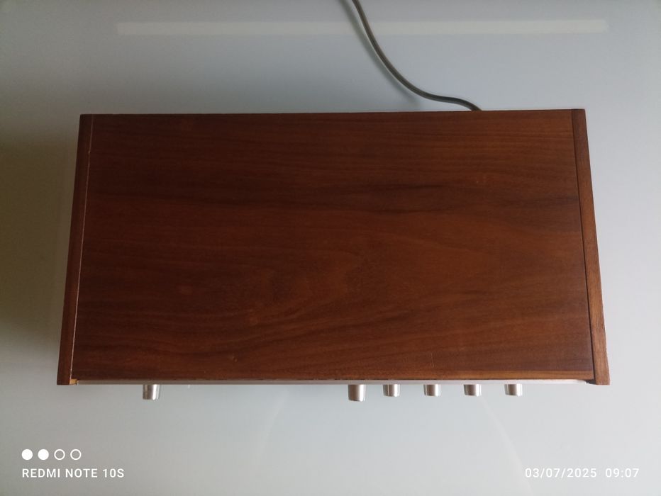 Amplificador SKANDIA  IC RS-82