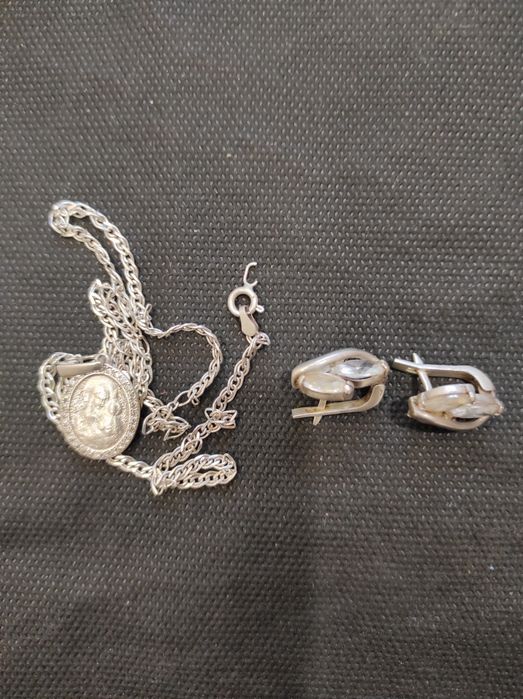 Срібні вироби , 925 проби .