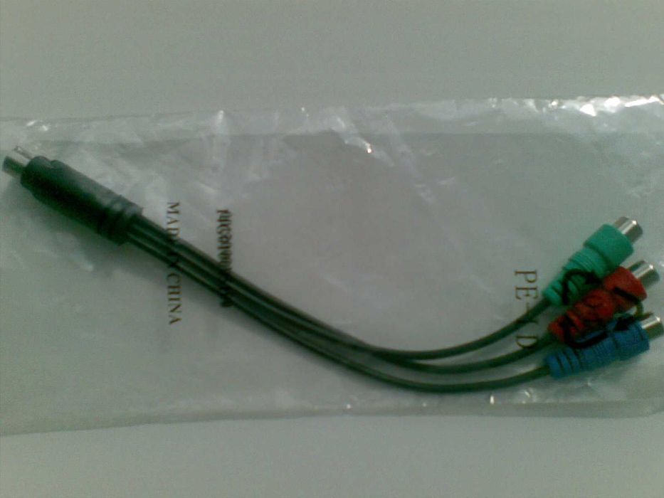 Кабель(шнур)-переходник 7pin mini-DIN(M) to 3RCA(F).