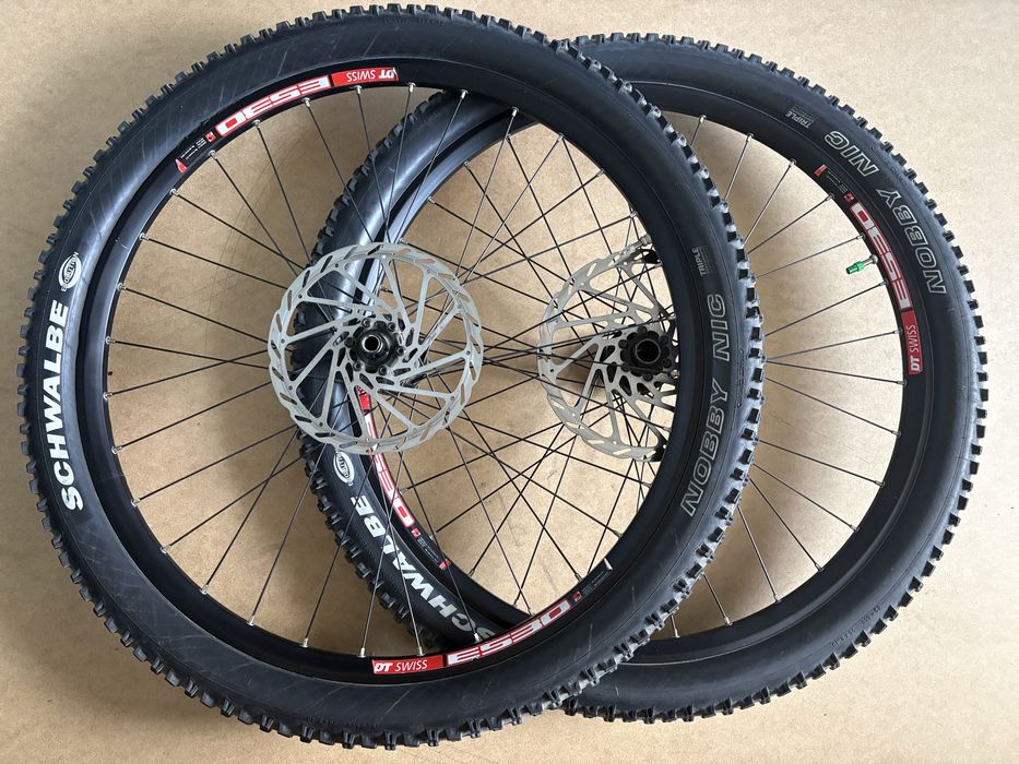 Вілсет FR/DH на осях 142*12/20*110 мм - Sun Ringle Jumping Flea / DT Swiss E530/Schwalbe Nobby Nic