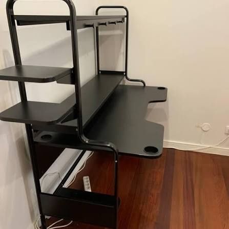 Secretária gaming  IKEA FREDDE