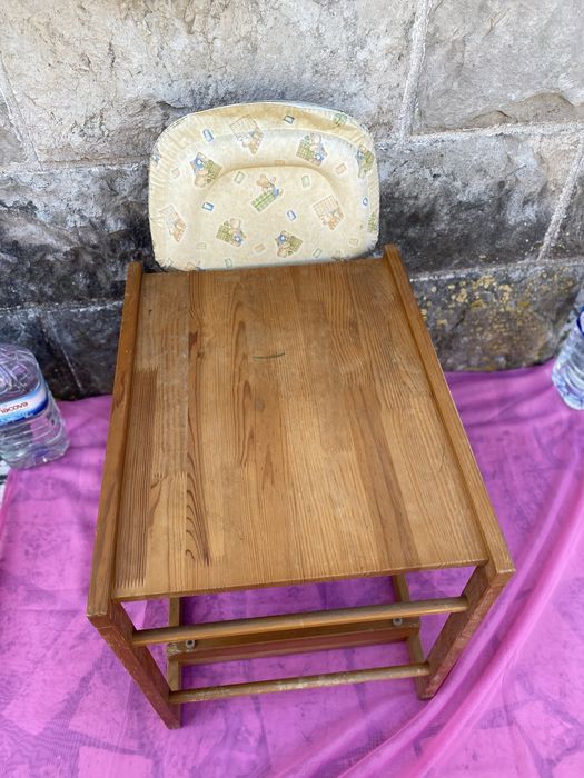 Cadeira e mesa da papa em madeira,anos 80
