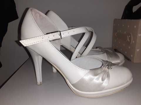 Buty ślubne skórzane rozm. 35