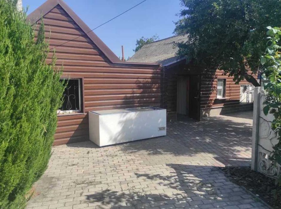 Продам Дом в пгт Карнауховка. Л