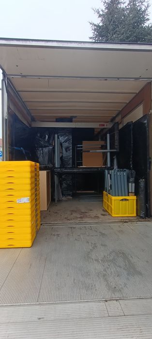 Przeprowadzki, transport , oczyszczanie mieszkań ,piwnic,  strychów