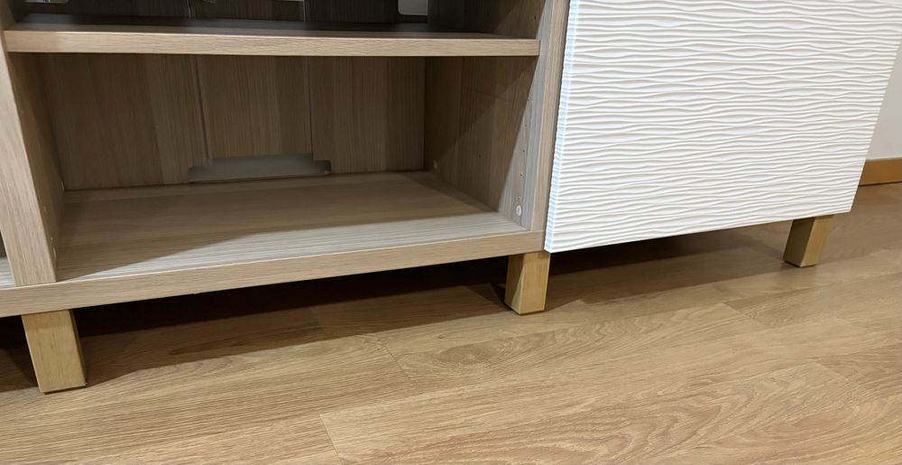 Estante com 2 portas (rack)