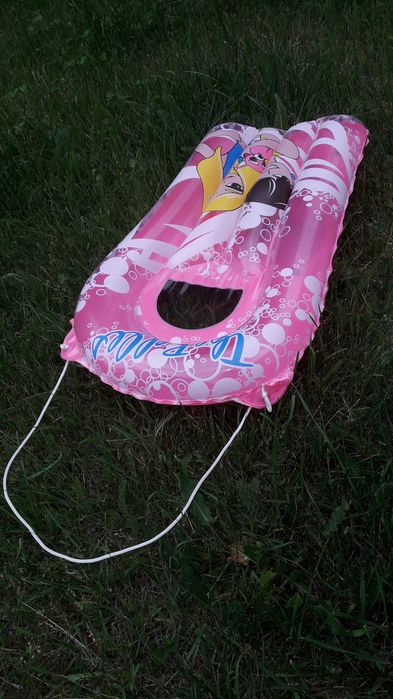 Zabawka dmuchana do wody - materac