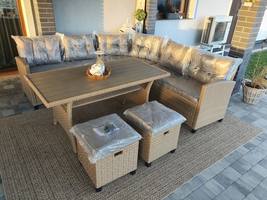 Meble ogrodowe, zestaw mebli ogrodowych, rogówka.