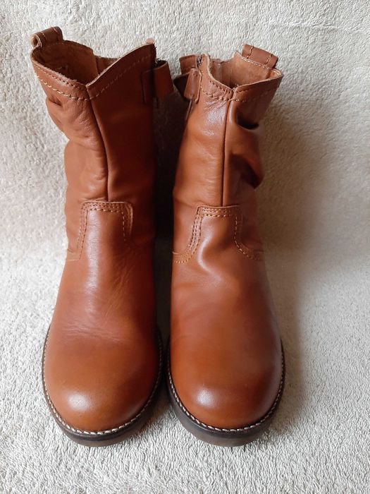 черевики p.i.u.r.e. Італія 35р.устілка 23см