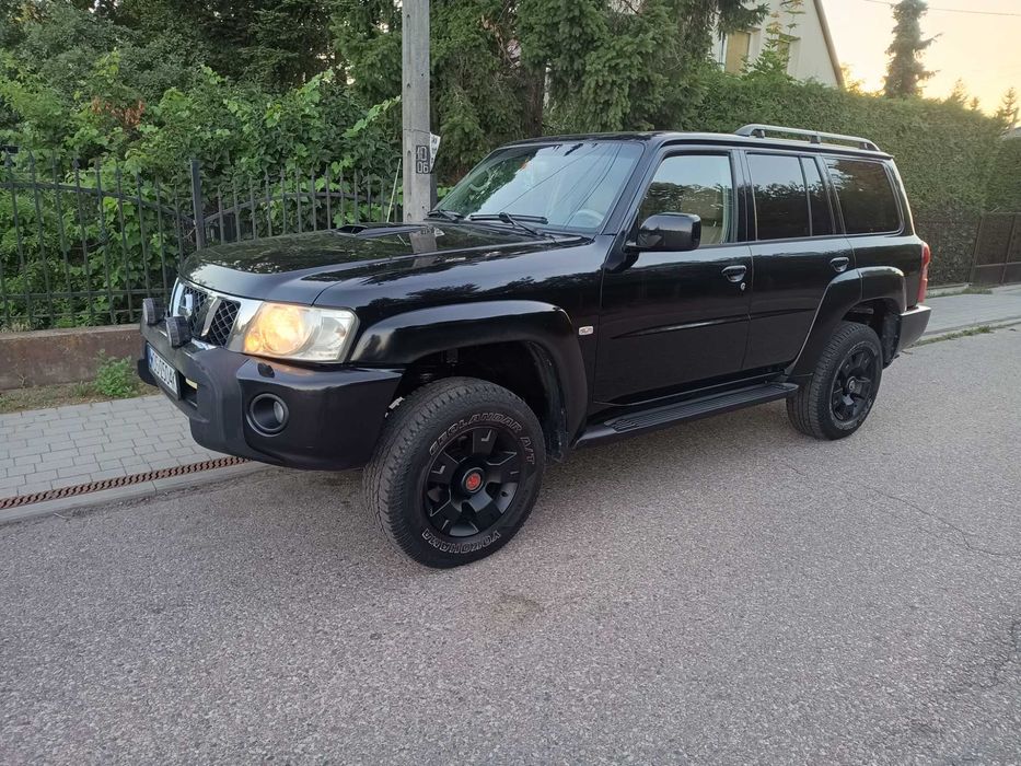 Nissan Patrol 3,0tdi, 4x4, klima ok, fajny stan.