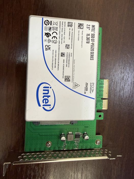 Накопитель SSD U.2 2.5" 15.36TB D7-P5520 15mm INTEL (SSDPF2KX153T1N1)