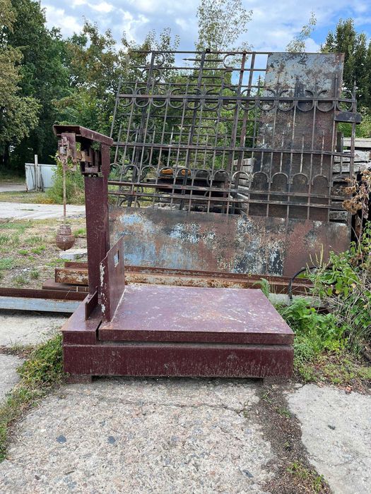 Напольні механічні ваги (платформні ваги)