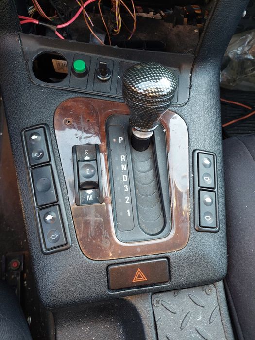 Bmw E36 116i automático todas as peças
