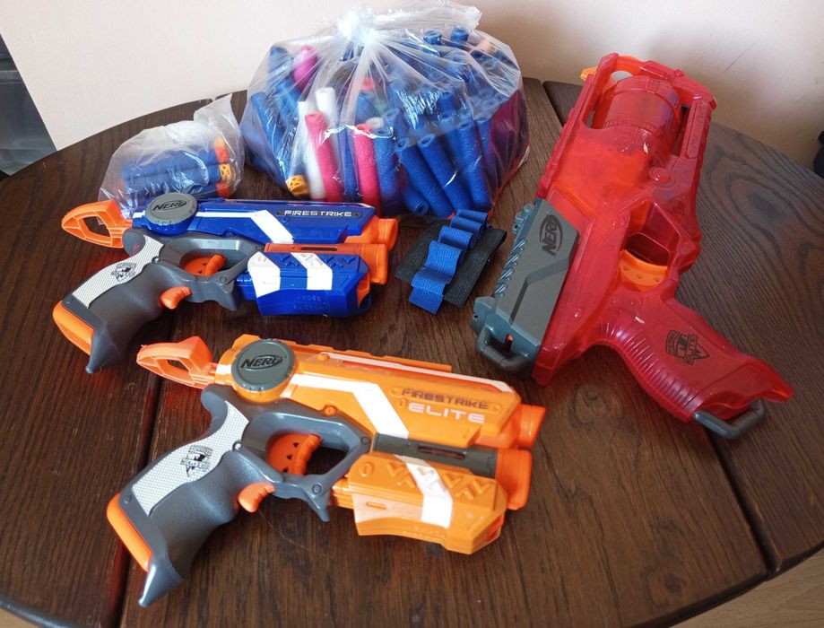 Nerf zestaw zabawek pistolety i strzałki
