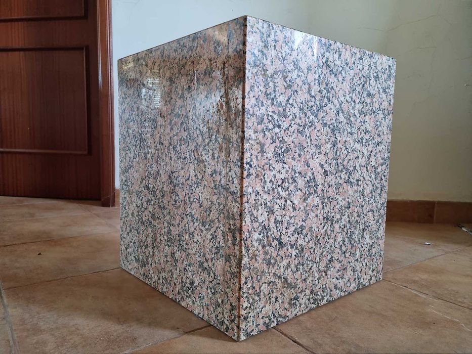 Base em mármore para mesa