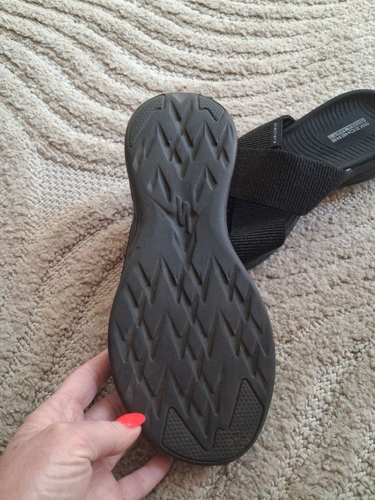 Klapki damskie Skechers