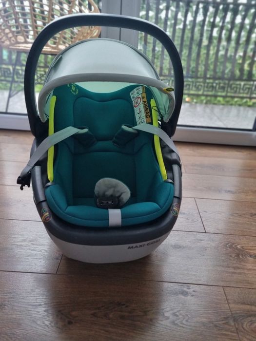 MAXI-COSI CORAL 360 nosidełko