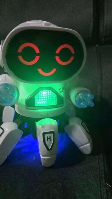Robot tańczący zabawka disco świeci i jeździ