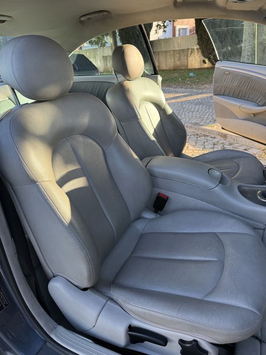 Mercedes-Benz CLK 270 CDI Automático — 2003