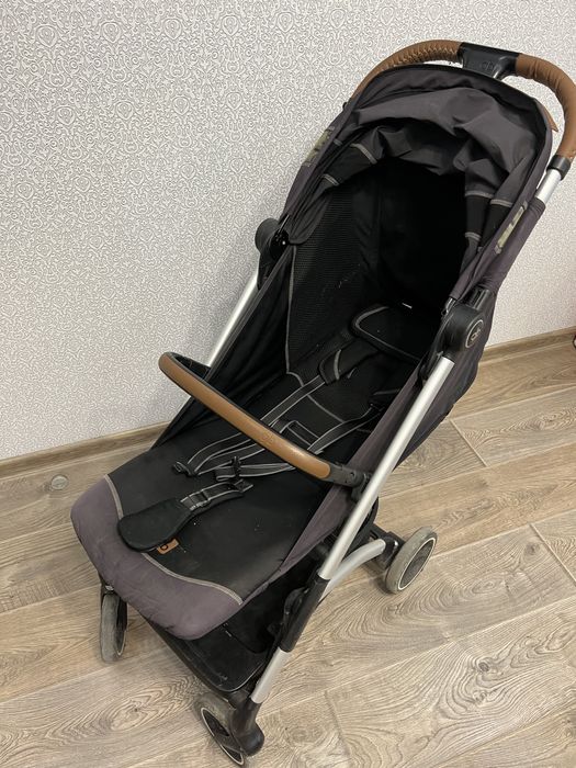 Коляска летняя