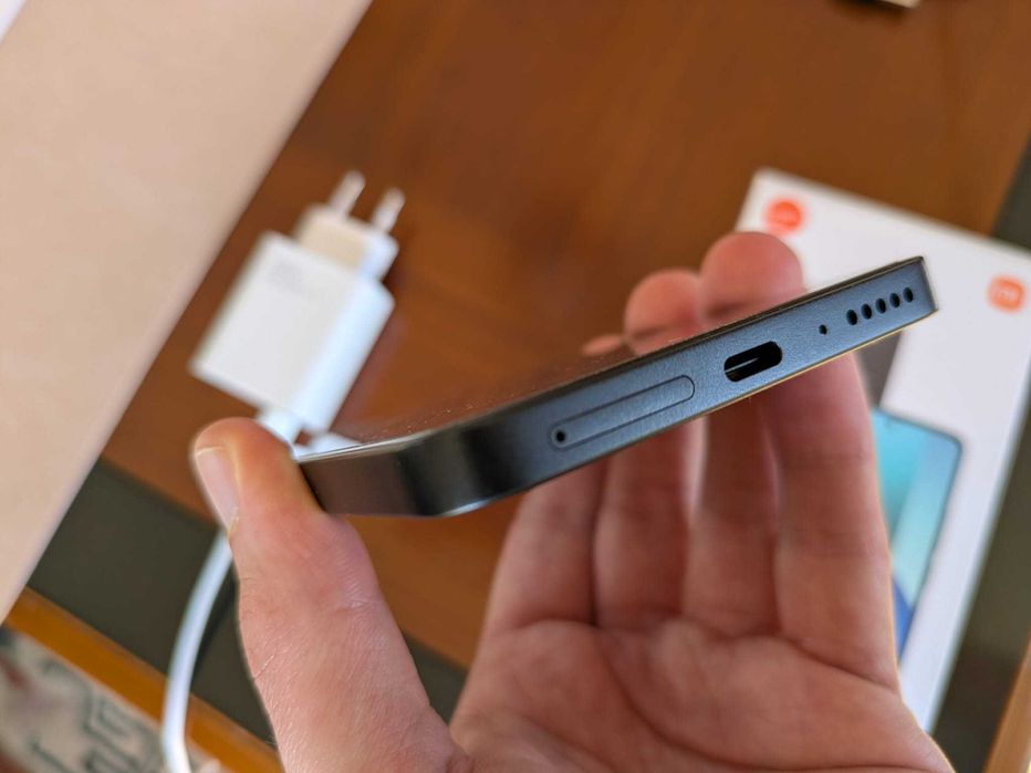 Redmi Note 13 Preto (8GB/256GB) NOVO