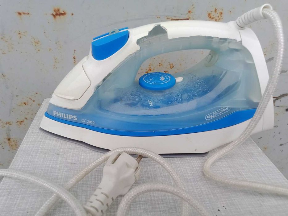 Продам утюг на запчасти