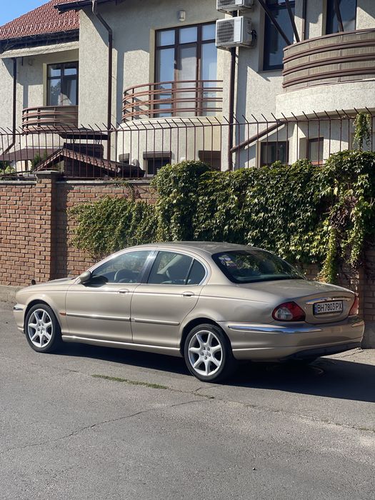 Продам Jaguar X tape