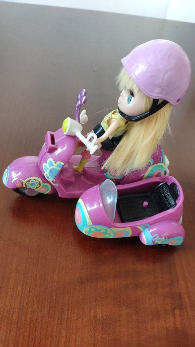 Lalka na motorze od Hasbro