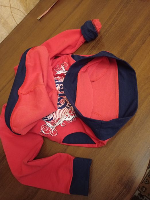 Толстовка на ребенка 3-5 лет