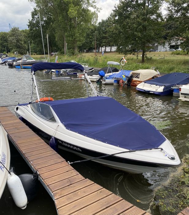 Łódź motorowa Bayliner Capri 2050