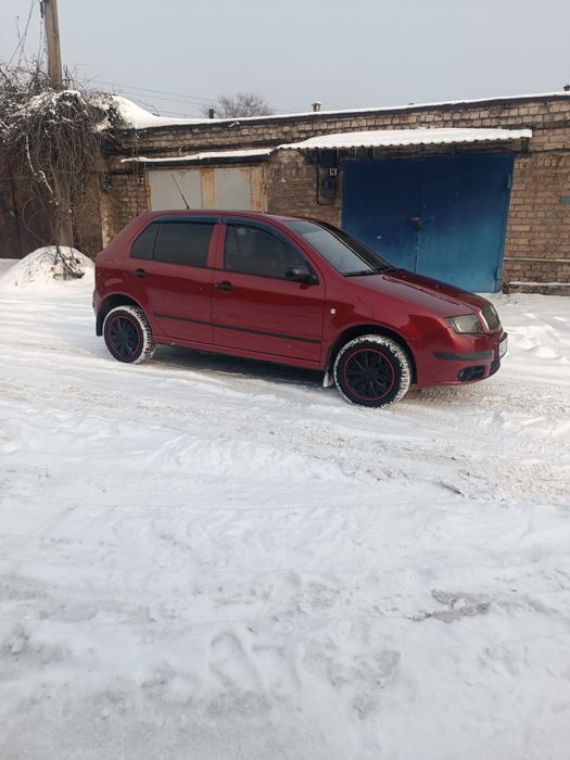 Продам автомобіль Шкода Фабія