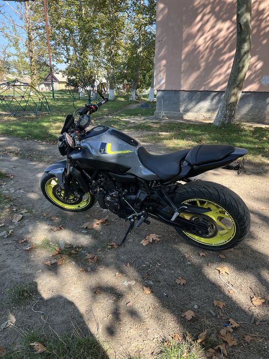 Yamaha mt-07 2016