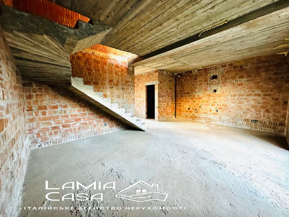 Таунхаус по вул. Спортивна (5 хв від трц Депот)