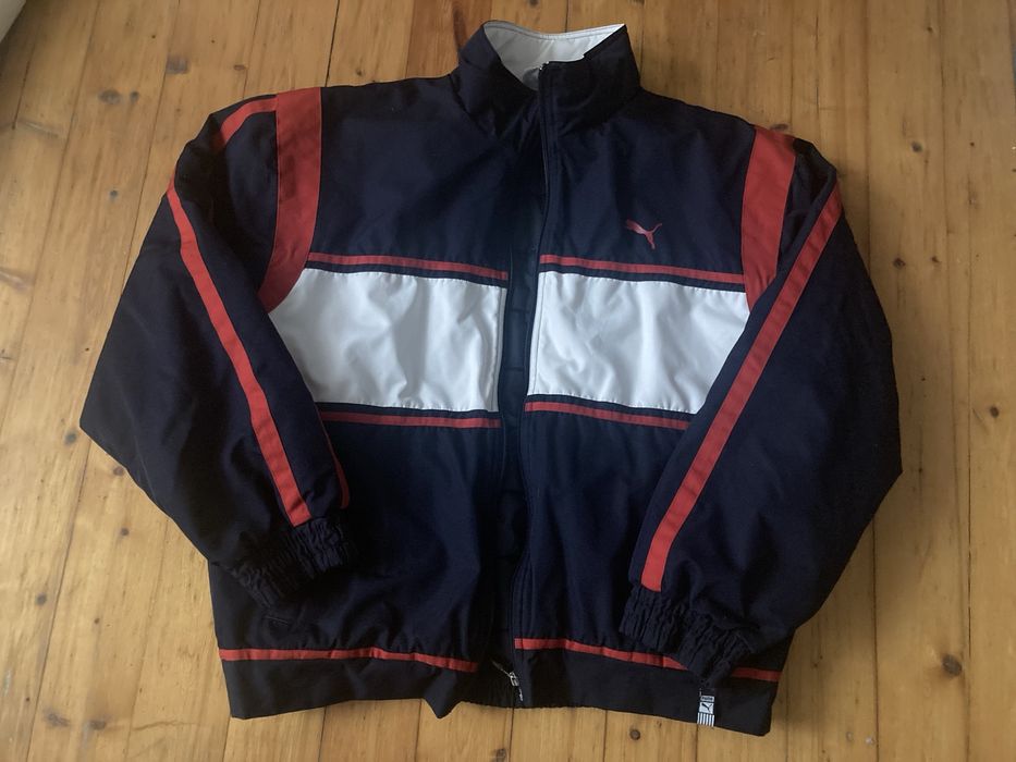 вінтажна спортивна куртка Puma у стилі колор-блок 80-х або 90-х років.