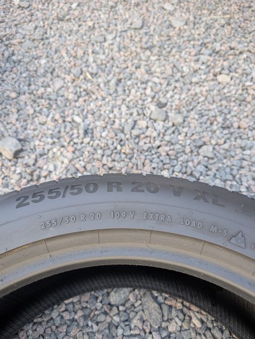 Комплект зимових шин Continental 255/50 R20 255*50 20  WinterContact TS850P 002012