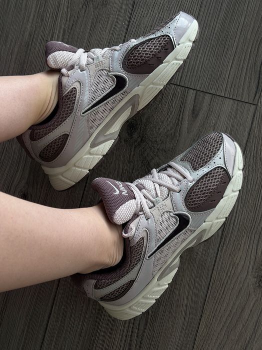 Кросівки Nike v5 runner 38.5, 37.5