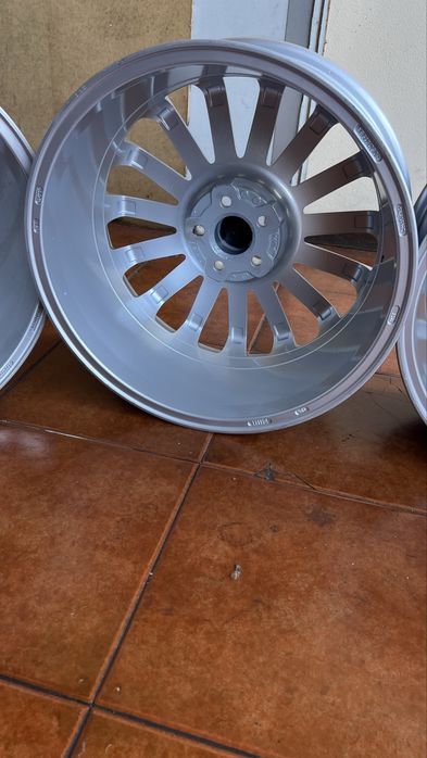 Ronal Aristo original golf 4 r32 18 5x100
