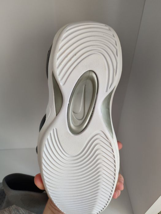 NIKE FLIGHT BONAFIDE - Баскетбольні кросівки