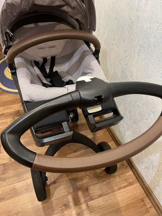 Продам дитячу коляску Chico Stokke Xplory 2в 1 V6